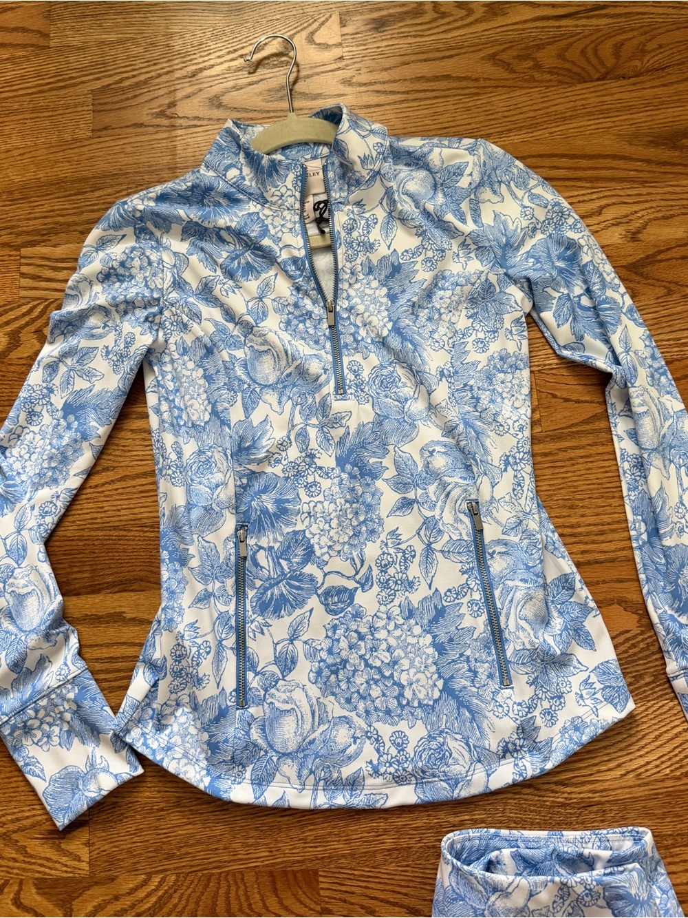Laura Ashley White and Blue Floral Quarter-Zip Pullover size XS NWT